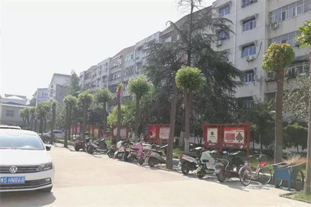 利群小区2室2厅1卫83/10平五楼45万无税